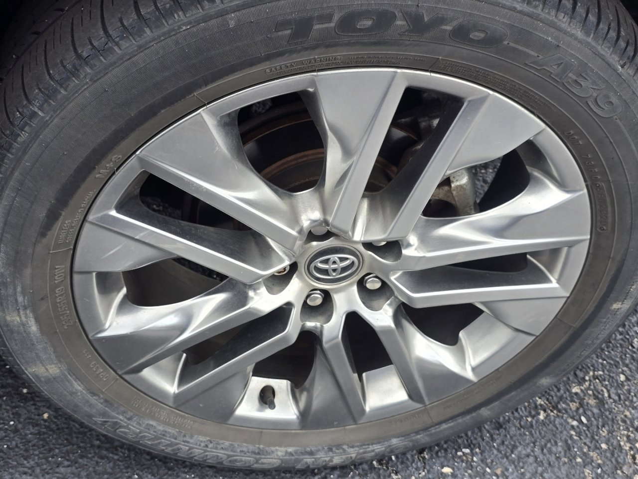 Certified 2020 Toyota RAV4 XLE Premium AWD/4WD image 12