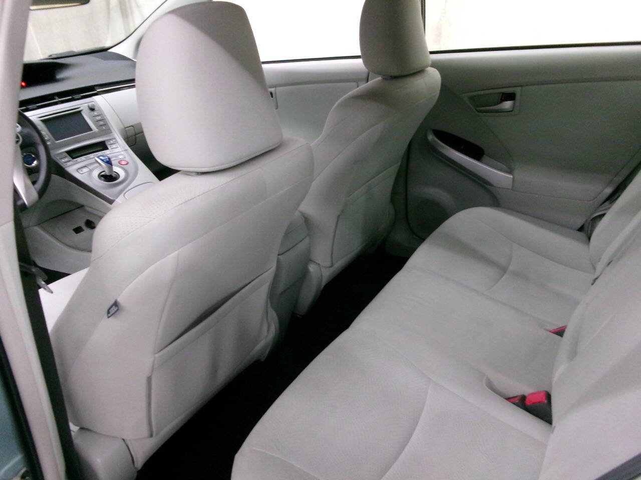 Used 2013 Toyota Prius Two image 15