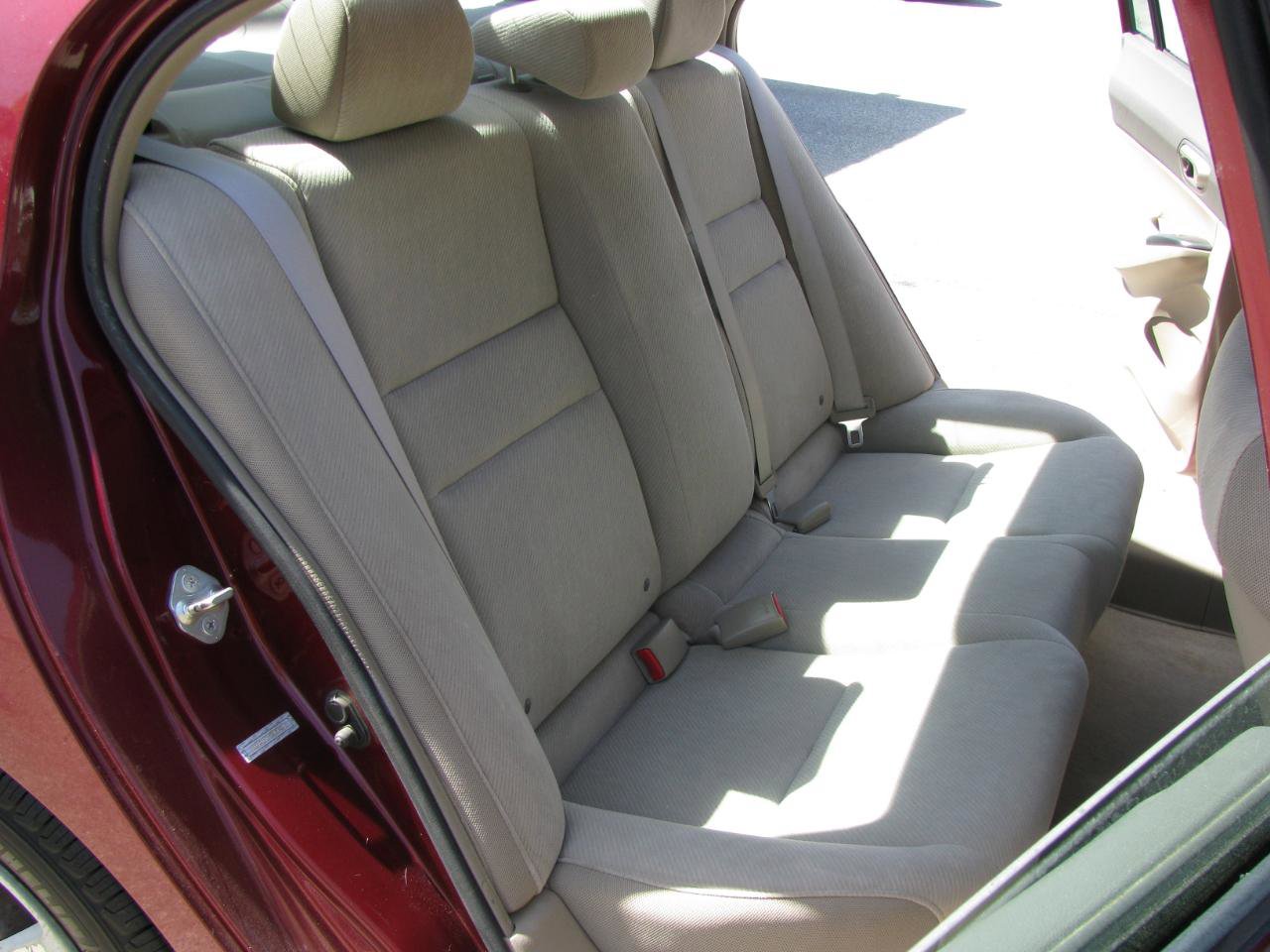 Used 2010 Honda Civic LX image 15