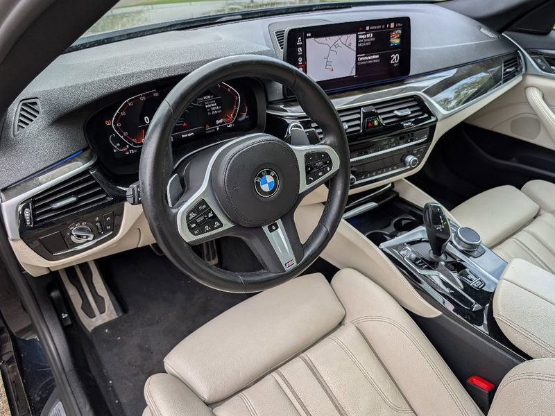 Used 2022 BMW 530i xDrive w/ M Sport Package AWD/4WD image 18