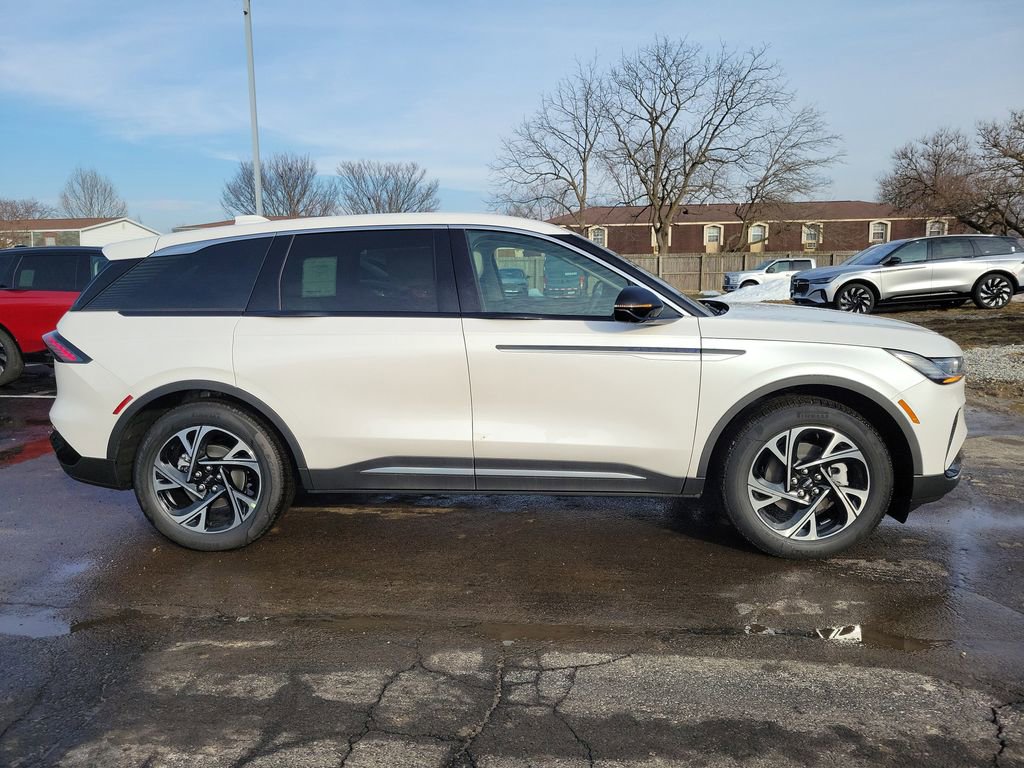 New 2026 Lincoln Nautilus Premier w/ Equipment Group 102A AWD/4WD image 3