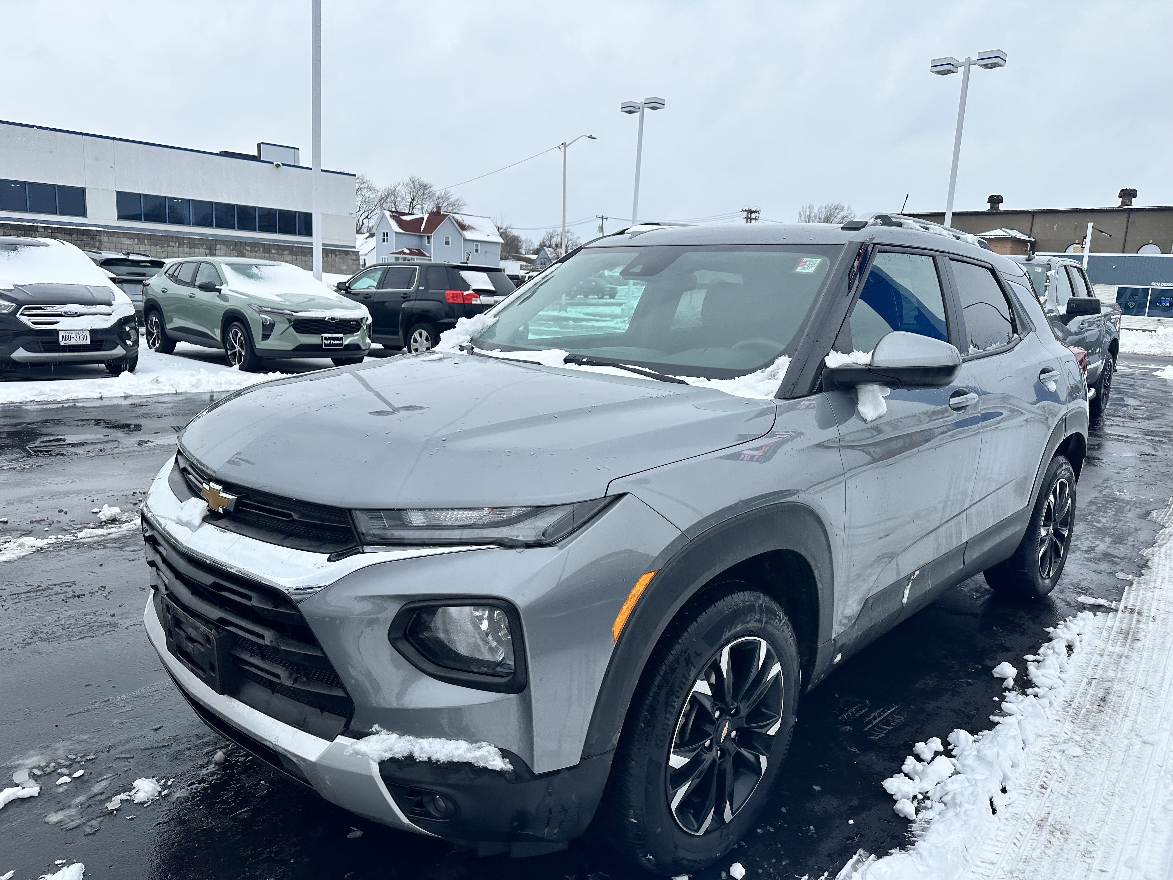 Used 2023 Chevrolet TrailBlazer LT image 3