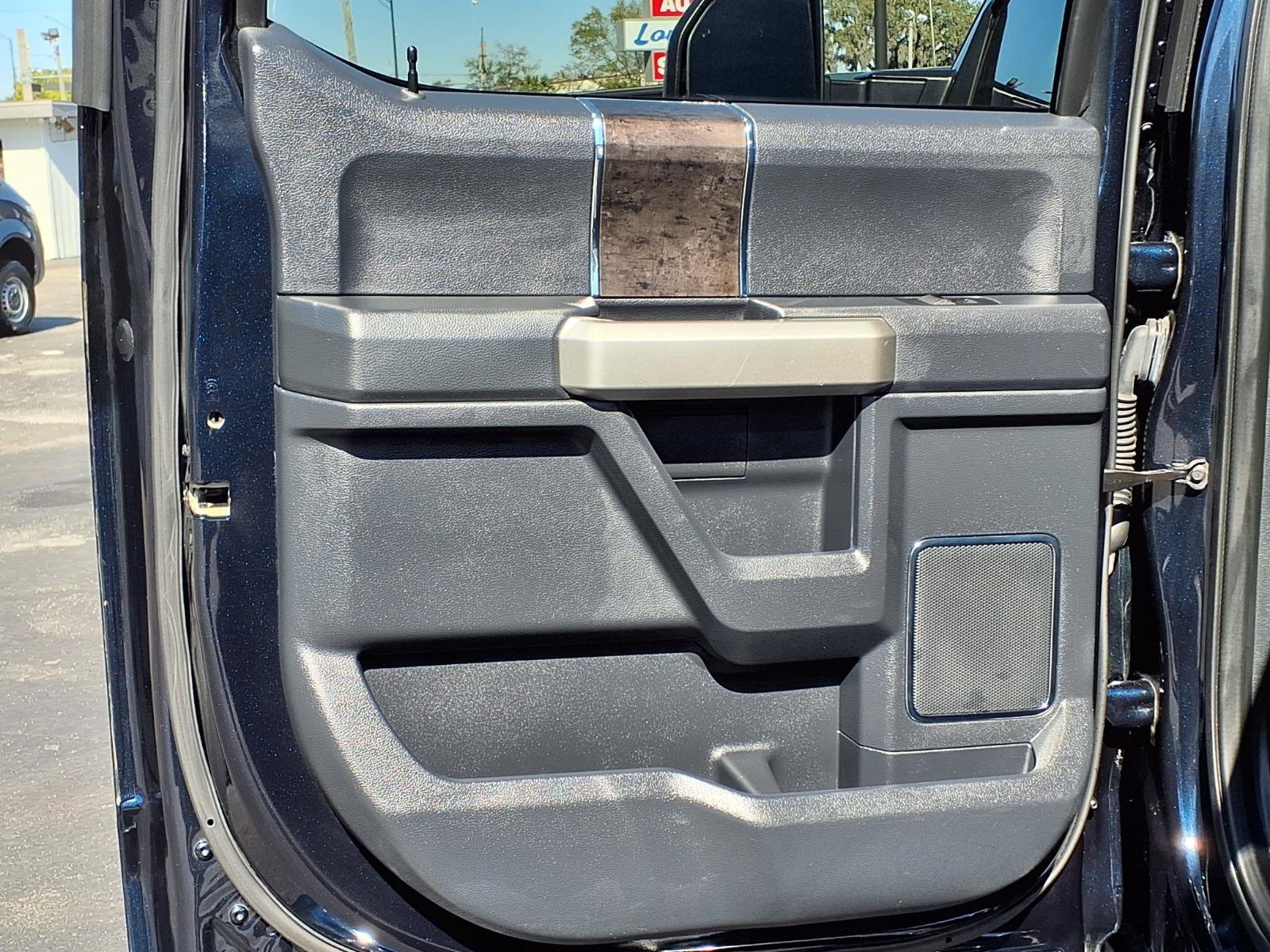 Used 2022 Ford F250 Lariat w/ Lariat Ultimate Package image 19