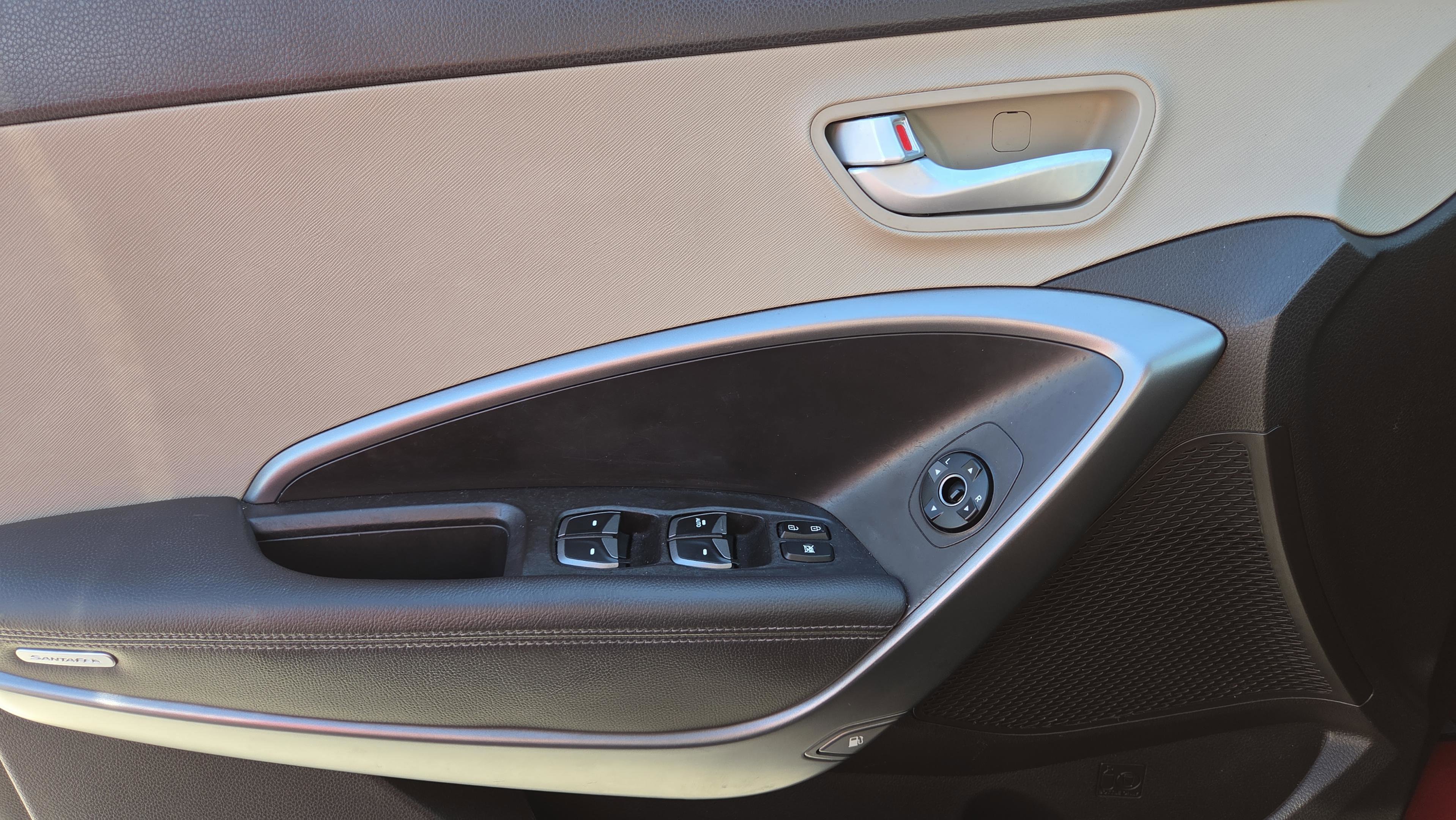 Used 2014 Hyundai Santa Fe GLS image 70