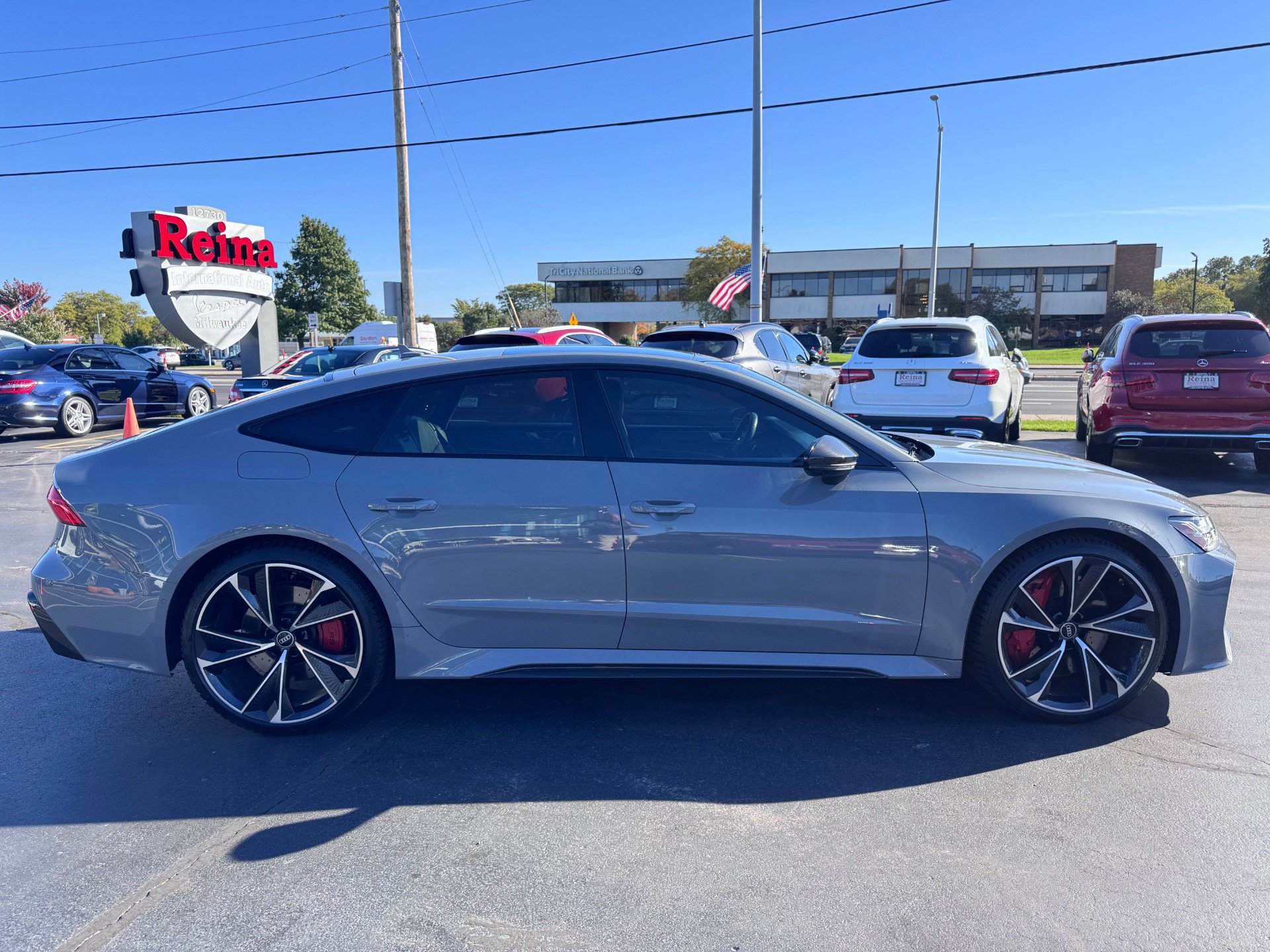 Used 2022 Audi RS 7 Sportback AWD/4WD image 16