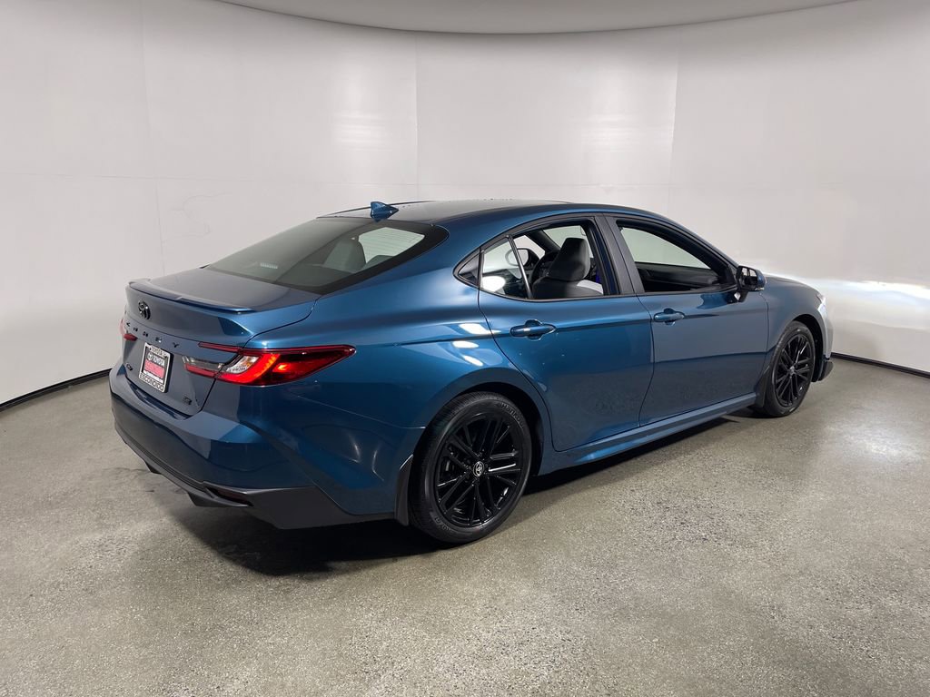 New 2026 Toyota Camry SE FWD image 3