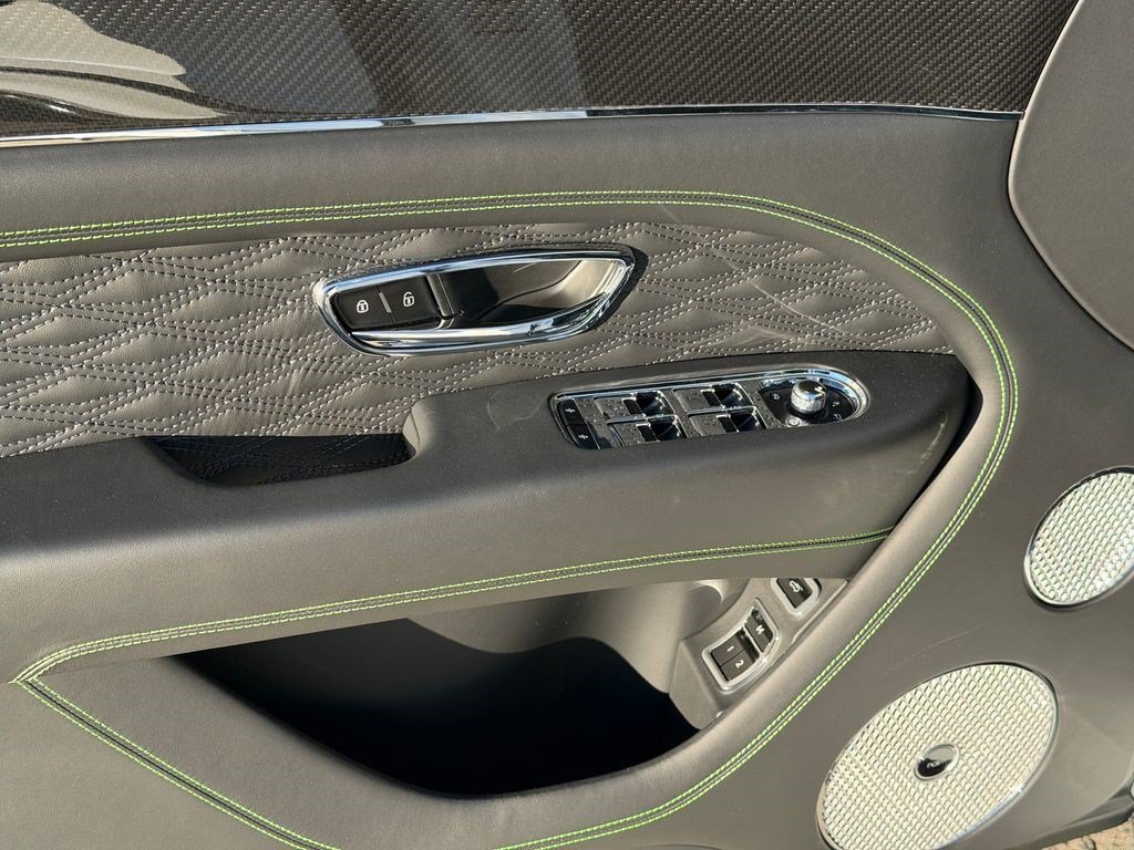 New 2026 Bentley Bentayga Speed AWD/4WD image 18