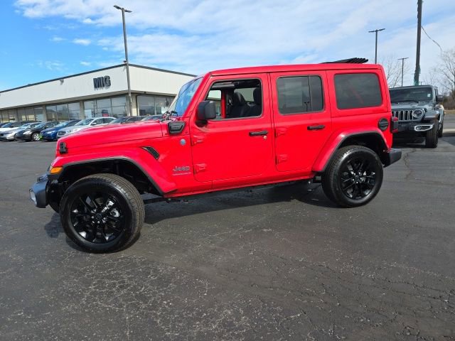 Used 2025 Jeep Wrangler Sahara 4xe w/ Safety Group image 4
