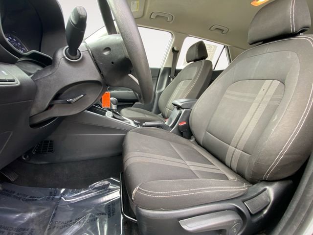 Used 2020 Hyundai Venue SEL image 9