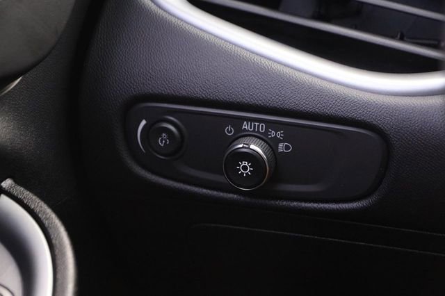 Used 2024 Chevrolet Malibu LT FWD image 19