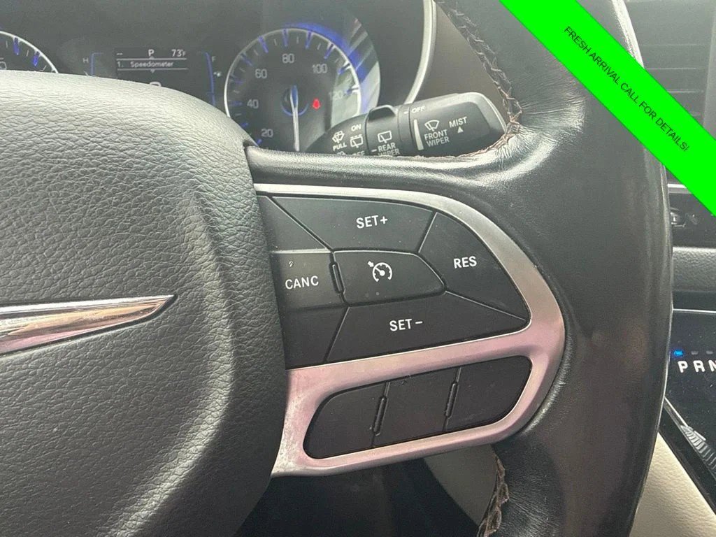 Used 2019 Chrysler Pacifica Touring-L FWD image 20
