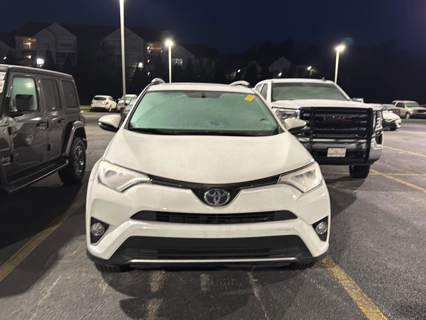 Used 2016 Toyota RAV4 XLE image 3