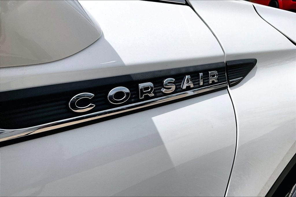 Used 2023 Lincoln Corsair FWD image 33