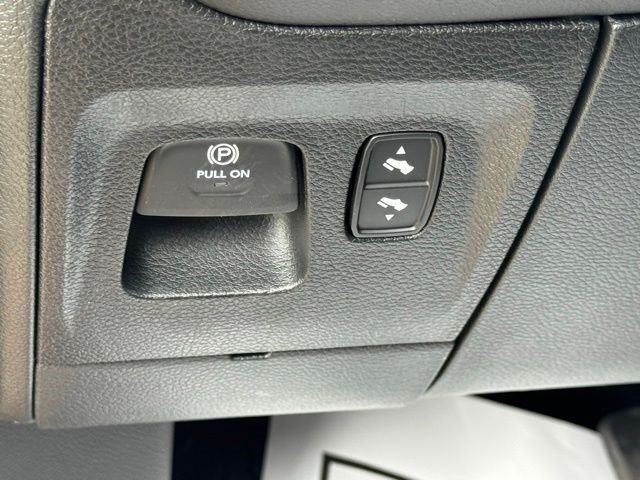 New 2026 RAM 1500 Laramie w/ Sport Appearance Package AWD/4WD image 14