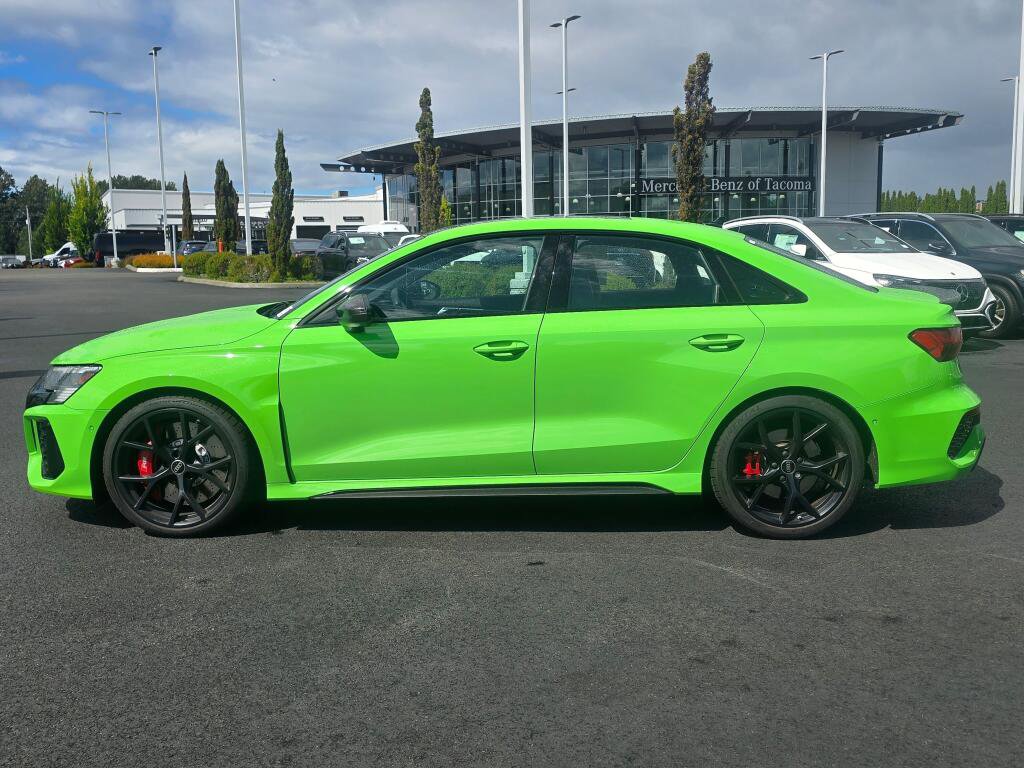 Used 2024 Audi RS 3 w/ Carbon Package AWD/4WD image 3