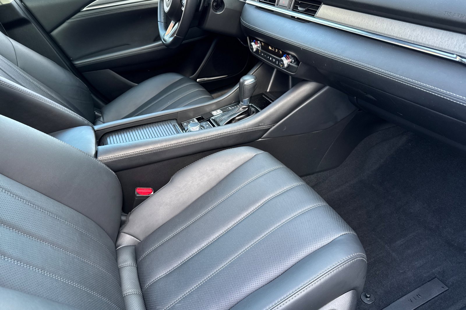 Used 2018 MAZDA MAZDA6 Grand Touring image 16