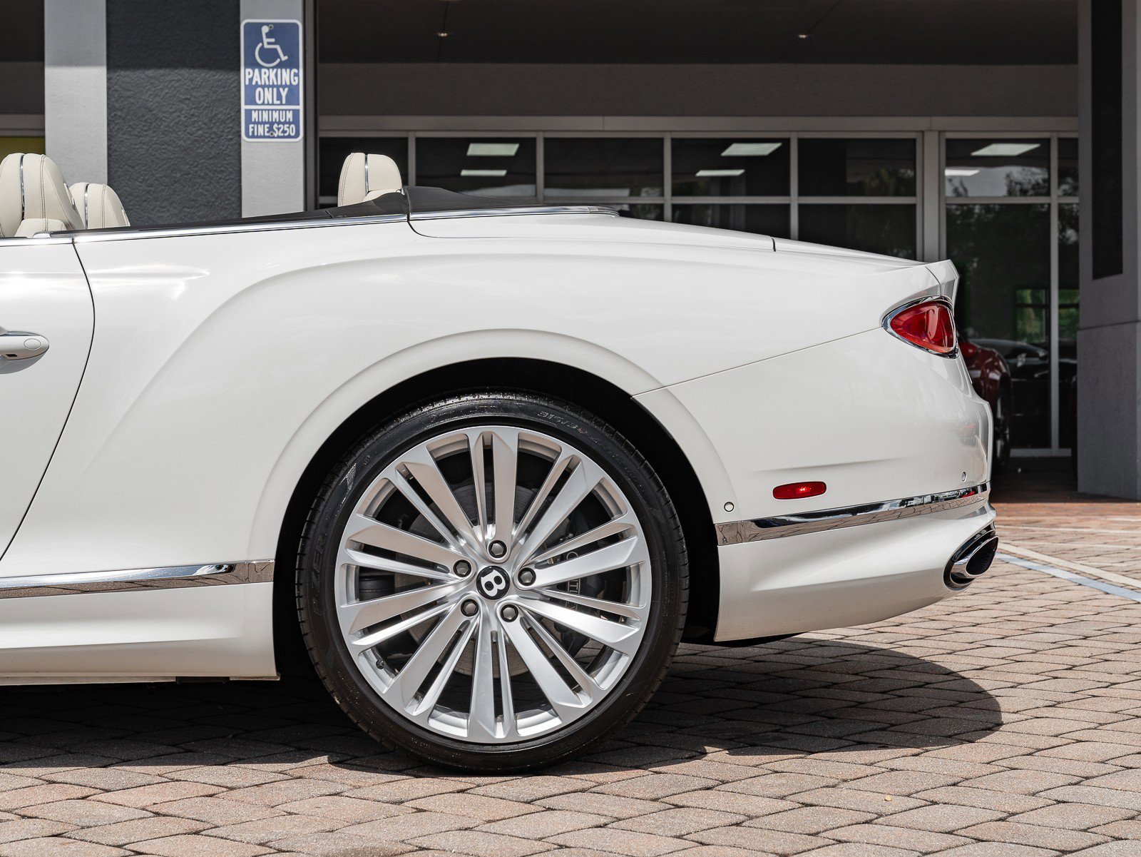 Used 2022 Bentley Continental GT Speed image 11