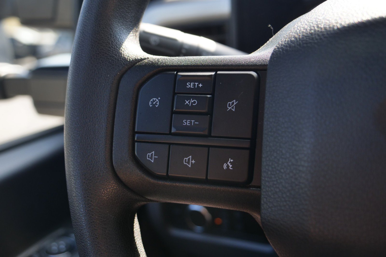 Used 2024 Ford F350 XL RWD image 29