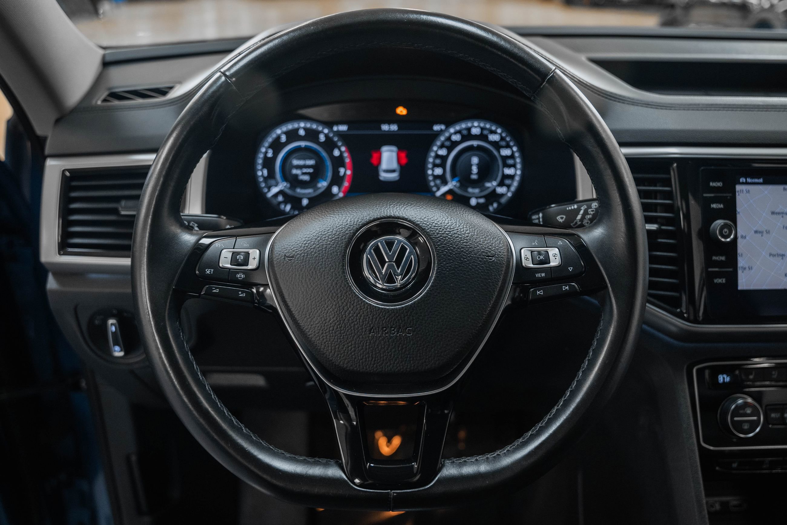 Used 2019 Volkswagen Atlas SEL Premium image 35