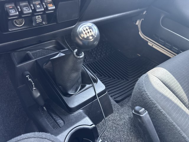Used 2006 Jeep Wrangler Rubicon AWD/4WD image 26