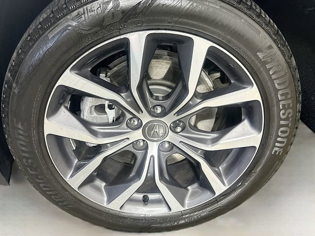 Used 2024 Acura MDX SH-AWD w/ Technology Package image 16