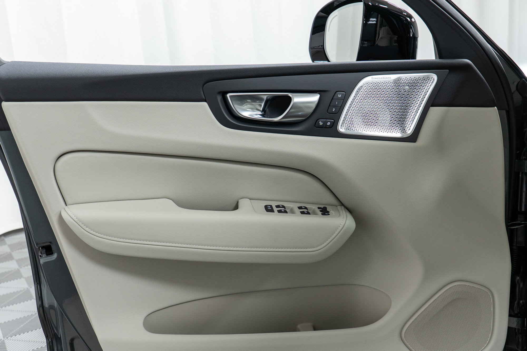 New 2026 Volvo XC60 T8 Ultra AWD/4WD image 11