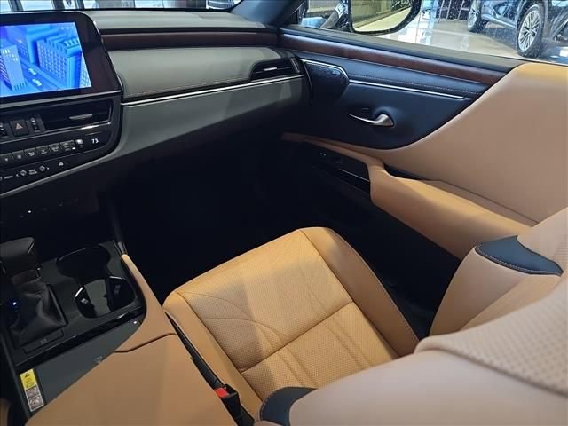 New 2025 Lexus ES 350 w/ Luxury Package image 27
