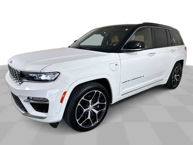 Used 2024 Jeep Grand Cherokee Summit AWD/4WD image 4