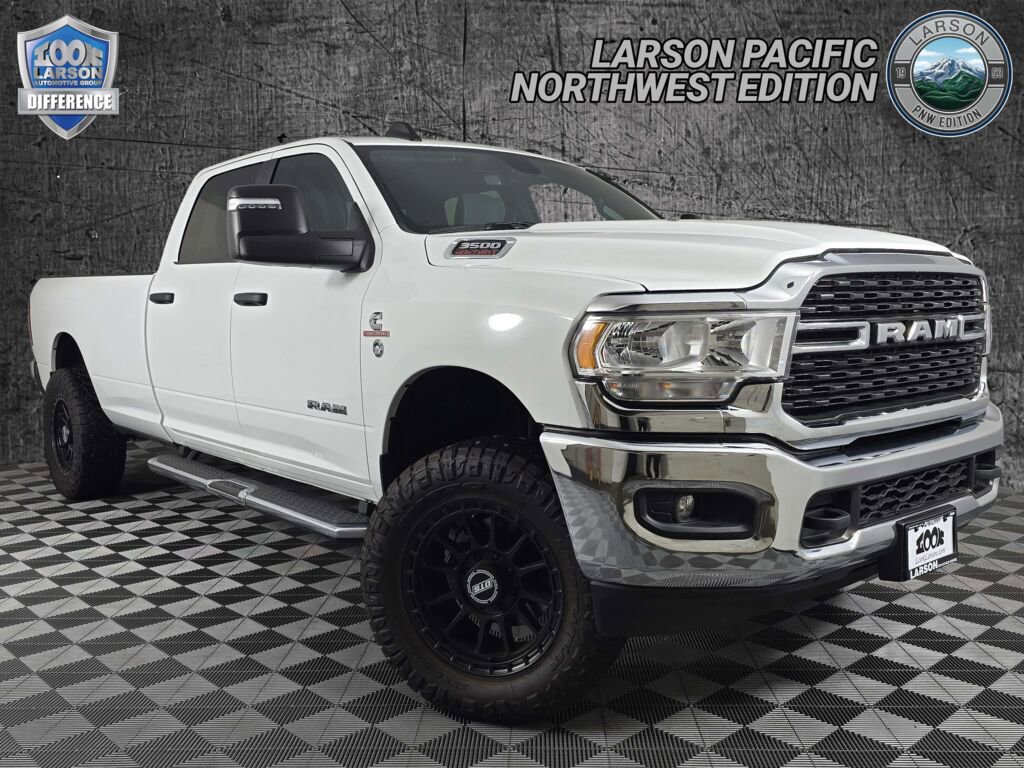 Used 2024 RAM 3500 Big Horn image 1