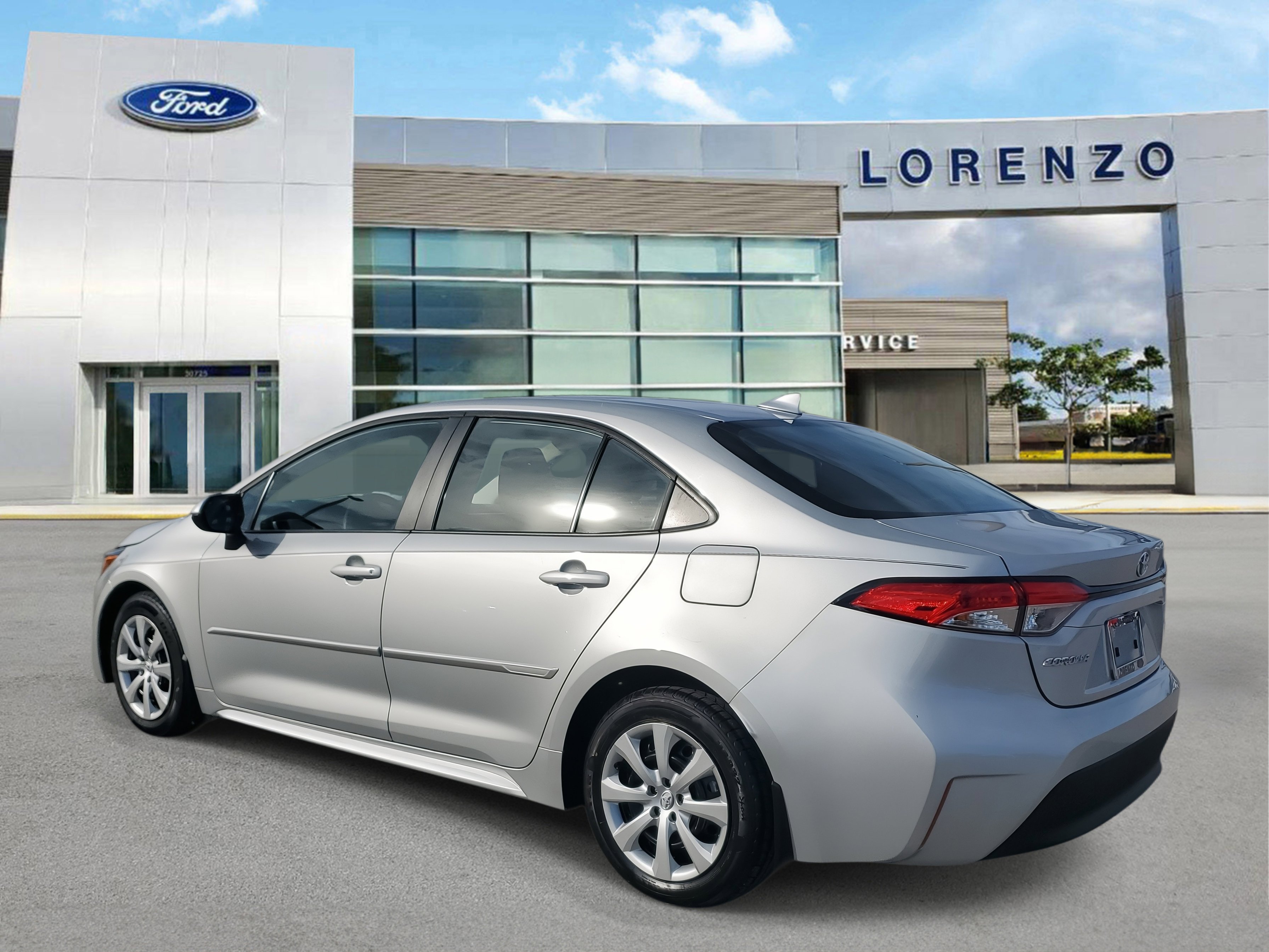 Used 2024 Toyota Corolla LE image 5