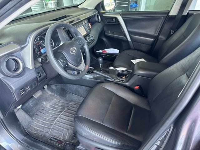Used 2016 Toyota RAV4 LE AWD/4WD image 6