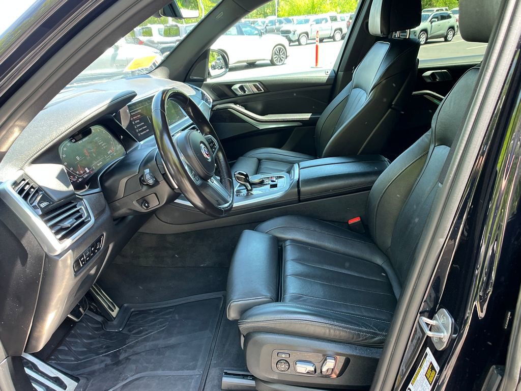 Used 2022 BMW X5 M50i AWD/4WD image 9