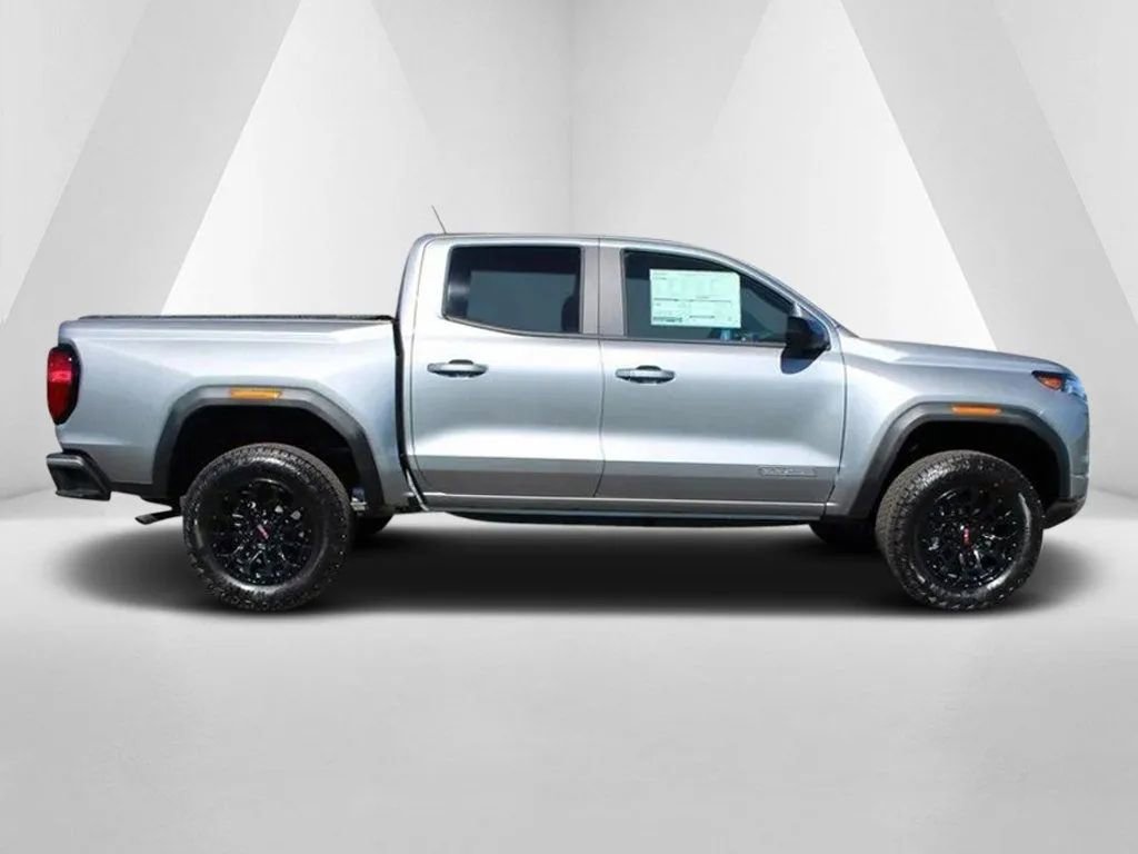 New 2026 GMC Canyon Elevation image 8