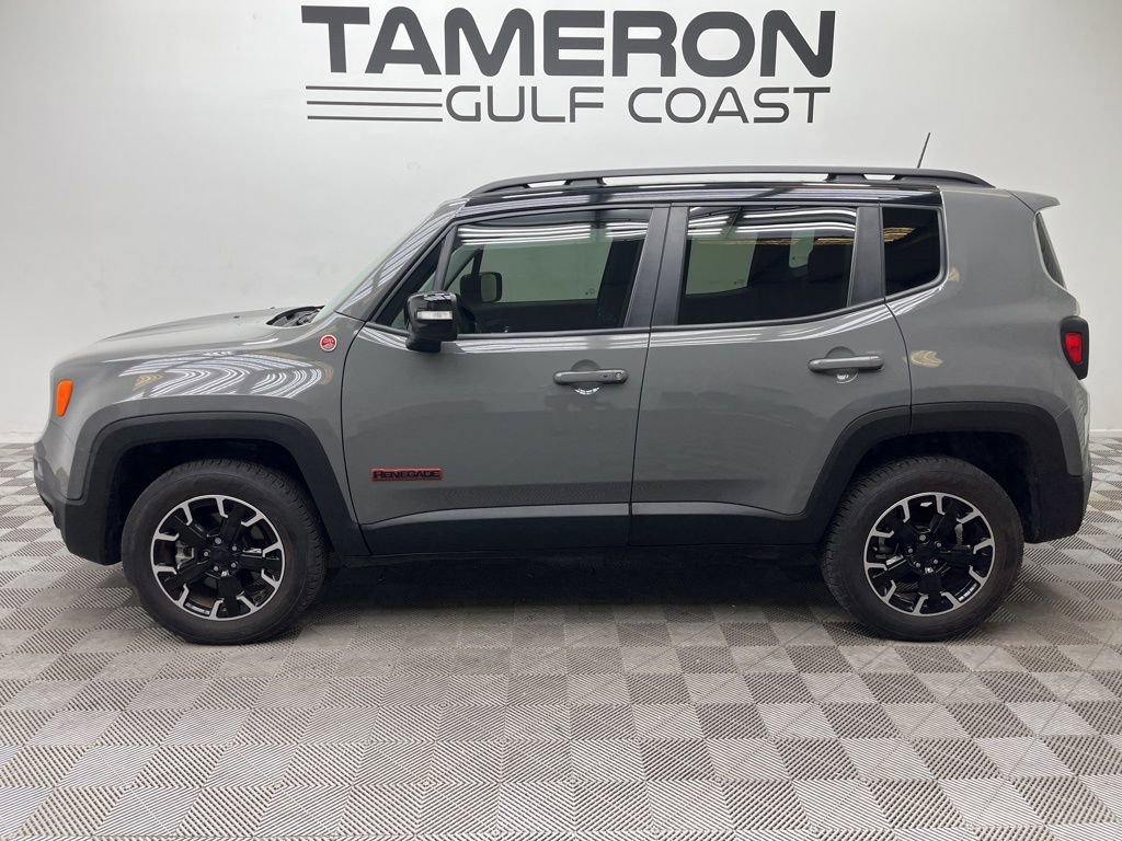 Used 2023 Jeep Renegade Trailhawk w/ Sun/Sound Group AWD/4WD image 6