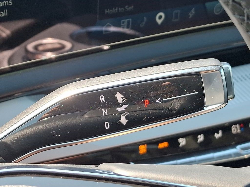 Certified 2026 Cadillac Optiq Luxury 1 AWD/4WD image 14
