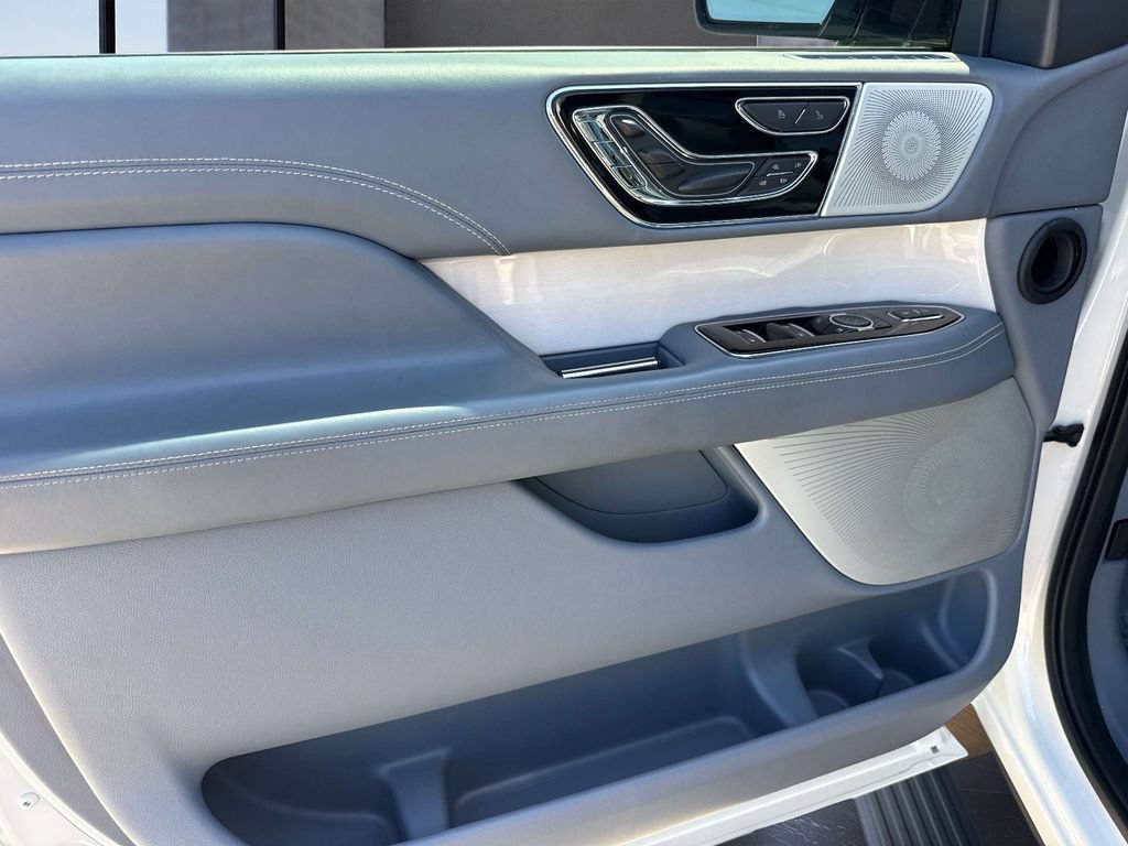 Certified 2023 Lincoln Navigator L Black Label AWD/4WD image 25