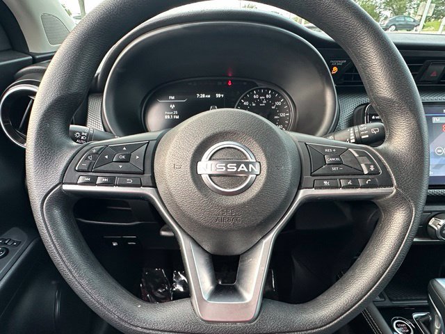 Used 2023 Nissan Kicks SV w/ Interior Electronics Package FWD image 41