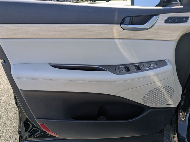 Used 2023 Hyundai Palisade Limited w/ Cargo Package image 12