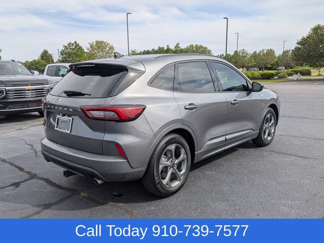 Used 2024 Ford Escape ST-Line w/ Tech Pack #1 FWD image 3