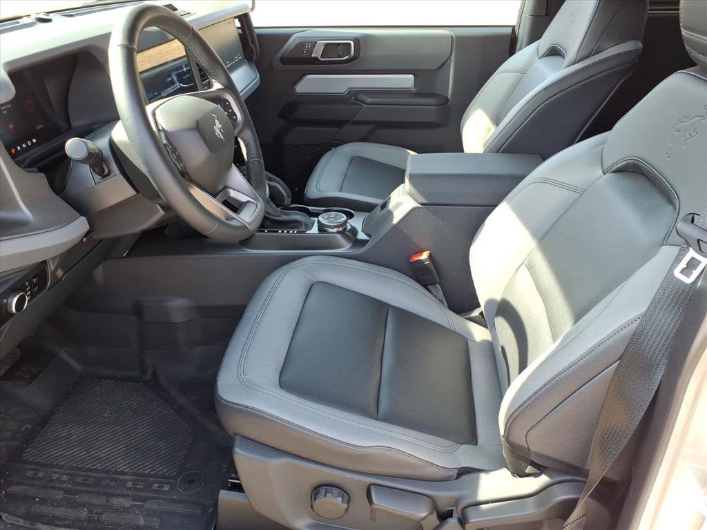 Used 2024 Ford Bronco Big Bend image 2