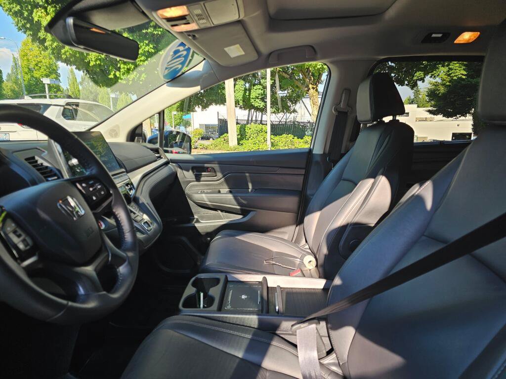 Used 2025 Honda Odyssey EX-L image 24
