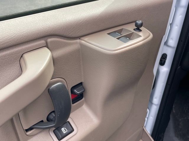 New 2025 Chevrolet Express 2500 Work Van w/ Driver Convenience Package image 7