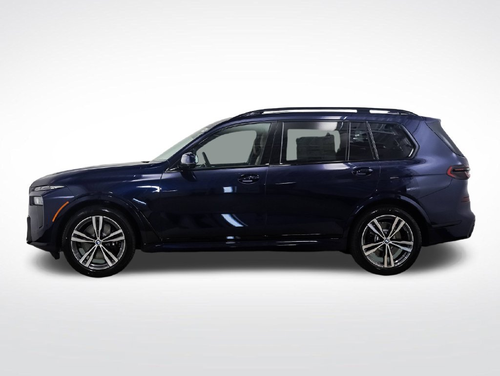 Used 2027 BMW X7 xDrive40i w/ M Sport Package AWD/4WD image 2