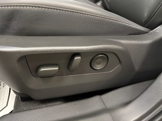 Used 2025 Buick Envision Preferred image 33