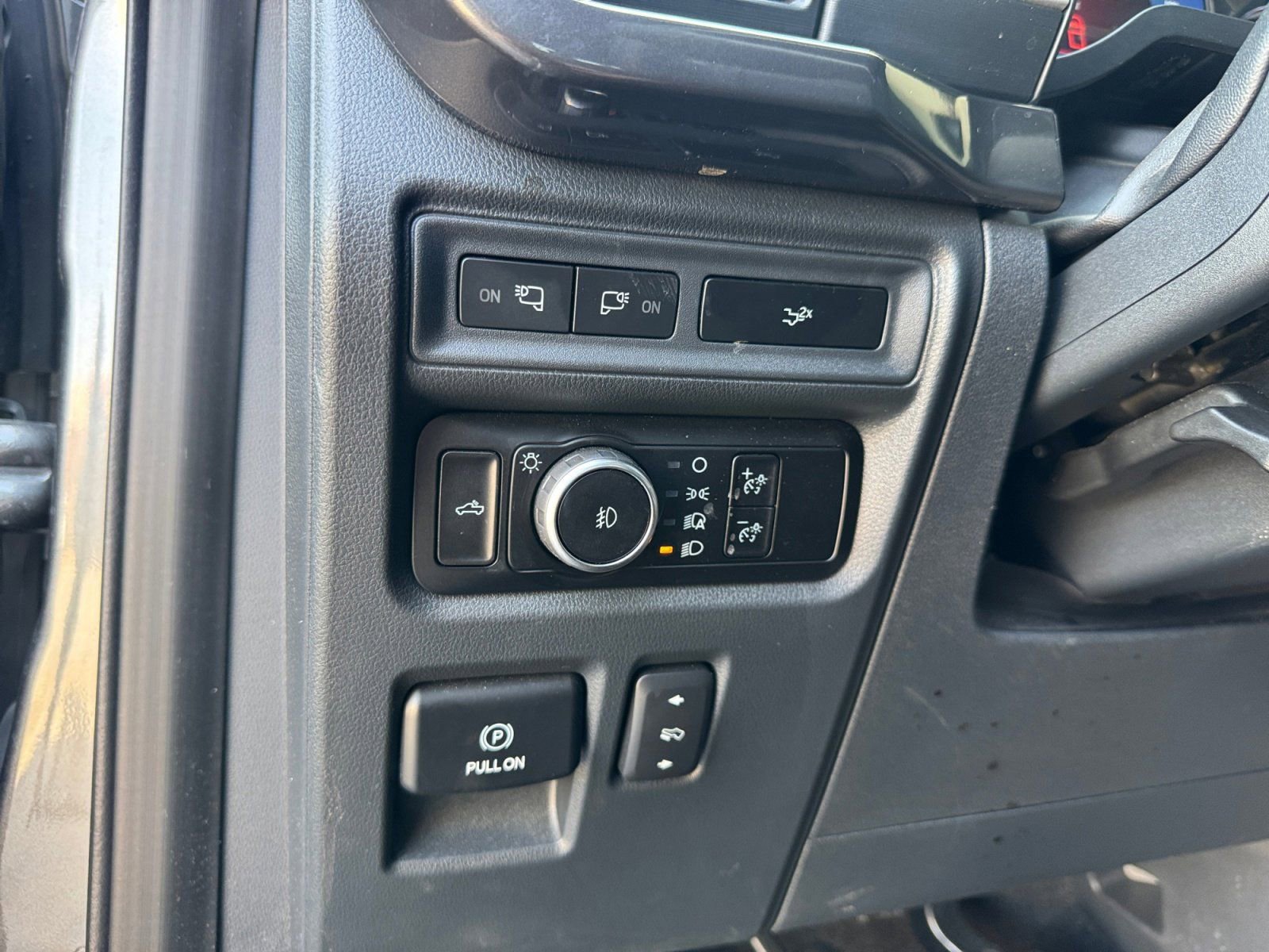 Certified 2023 Ford F150 XLT w/ Equipment Group 302A High image 22