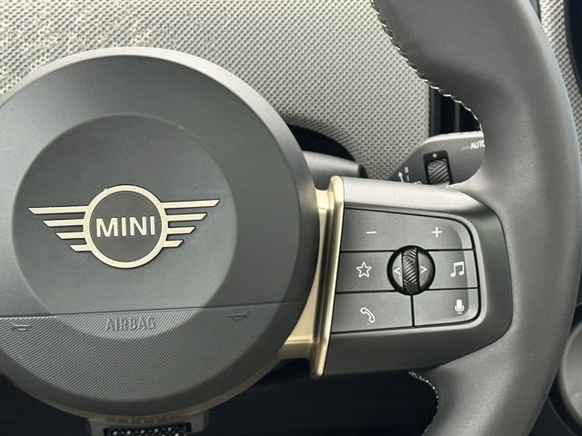 Used 2026 MINI Cooper 2-Door Hardtop image 22