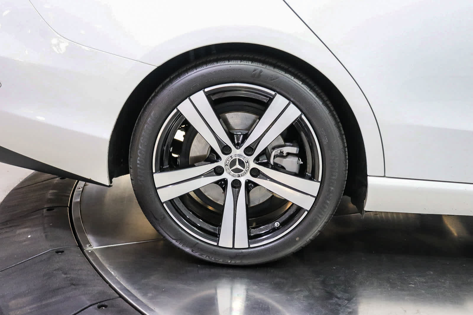 Used 2024 Mercedes-Benz C 300 4MATIC Sedan image 12