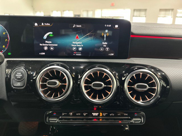 Used 2021 Mercedes-Benz CLA 250 4MATIC image 57