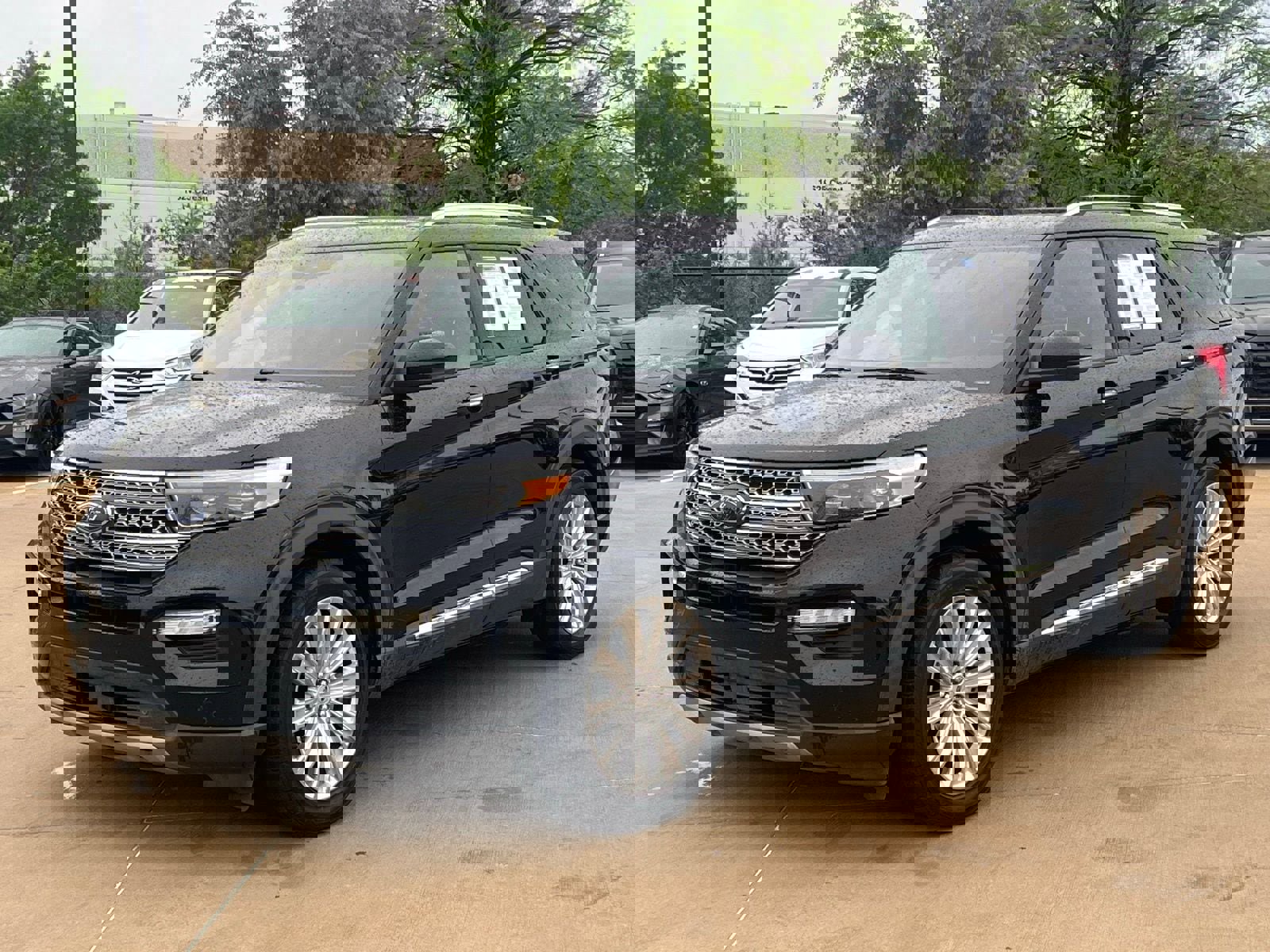 Used 2020 Ford Explorer Limited RWD image 5