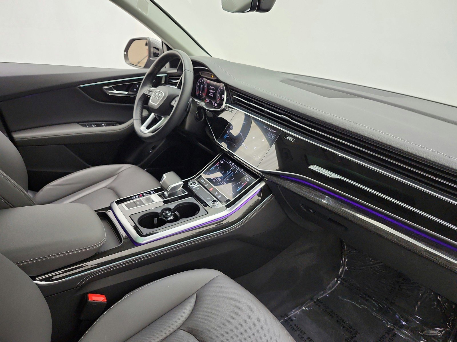 Used 2024 Audi Q8 Premium Plus AWD/4WD image 19